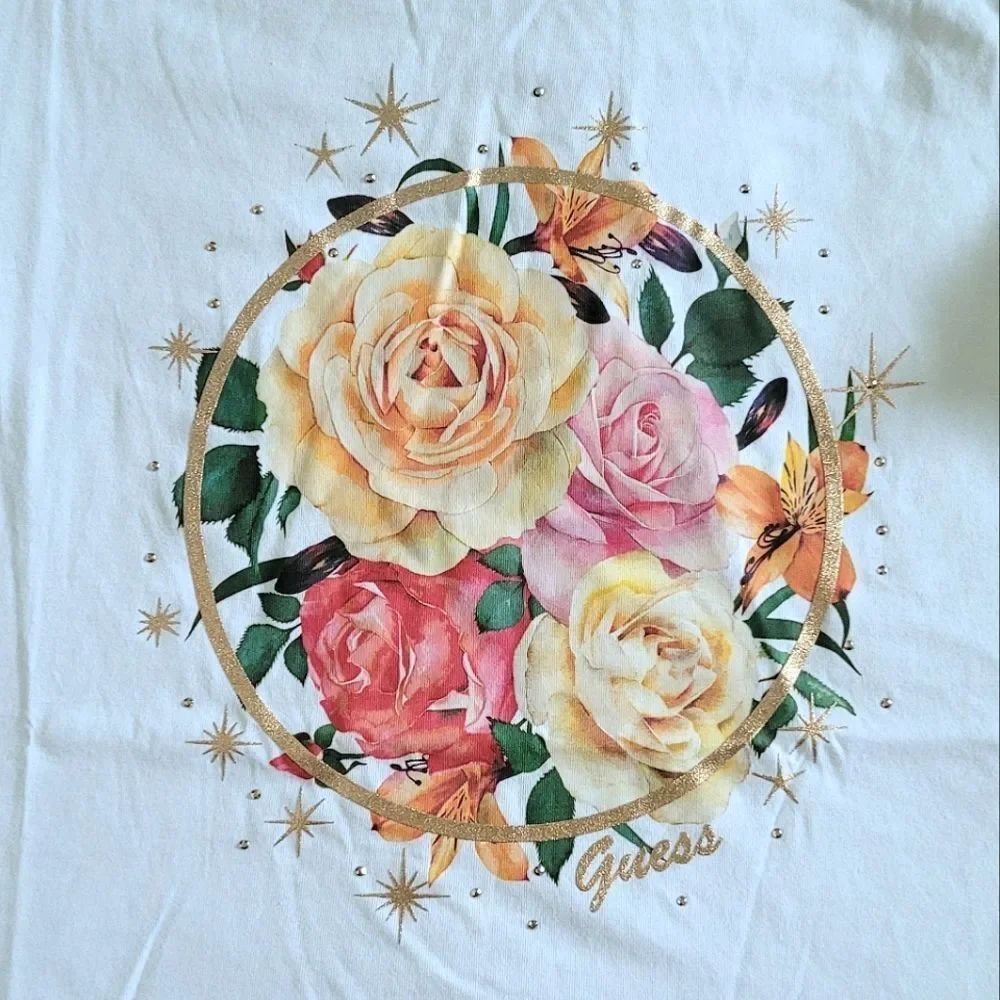 Guess❓Miller Floral💐 Graphic Tee👕 - NWT - Picture 14 of 15